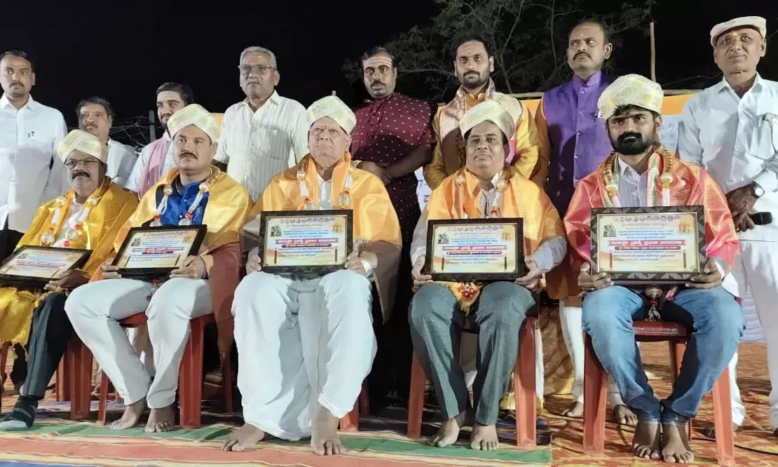 ಯಾದಗಿರಿ | ಸಮಾಜ ನಿಮ್ಮನ್ನು ಗುರುತಿಸಲು ದಾಸೋಹಿಗಳಾಗಿ : ಶಾಂತಮೂರ್ತಿ ಶಿವಾಚಾರ್ಯ