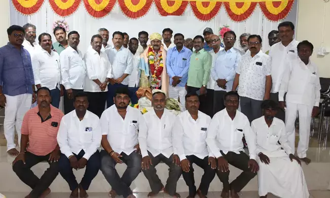 ಯಾದಗಿರಿ | ಕಾಂಗ್ರೆಸ್ ಪಕ್ಷದ ಜಿಲ್ಲಾ ಪ್ರಧಾನ‌ ಕಾರ್ಯದರ್ಶಿಯಾಗಿ ನೇಮಕಗೊಂಡ ಮಾಳಿಕೇರಿ ಅವರಿಗೆ ಸನ್ಮಾನ