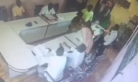 ಕೊಪ್ಪಳ | ಪಿಡಿಓ ಮೇಲೆ ಗ್ರಾಮ ಪಂಚಾಯತ್‌ ಸದಸ್ಯೆ, ಪುತ್ರನಿಂದ ಹಲ್ಲೆ