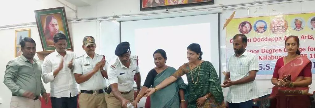 ಸಂಚಾರ ನಿಯಮಗಳು ಅನುಸರಿಸಿದರೆ ಅಪಘಾತ ತಡೆಯಲು ಸಾಧ್ಯ: ಗೌಸ್ ಮಹಮ್ಮದ್ ಖಾನ್