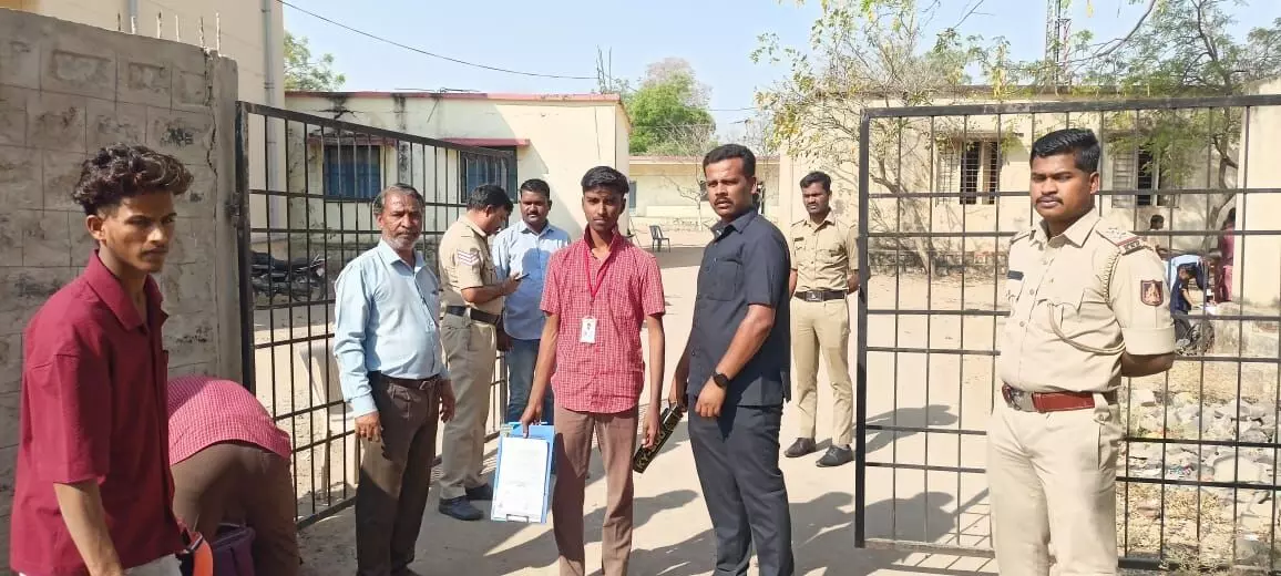 ಕಾಳಗಿ | ಶಾಂತಿಯುತವಾಗಿ ನಡೆದ ದ್ವಿತೀಯ ಪಿಯುಸಿ ಪರೀಕ್ಷೆ ಕಾಳಗಿ | ಶಾಂತಿಯುತವಾಗಿ ನಡೆದ ದ್ವಿತೀಯ ಪಿಯುಸಿ ಪರೀಕ್ಷೆ