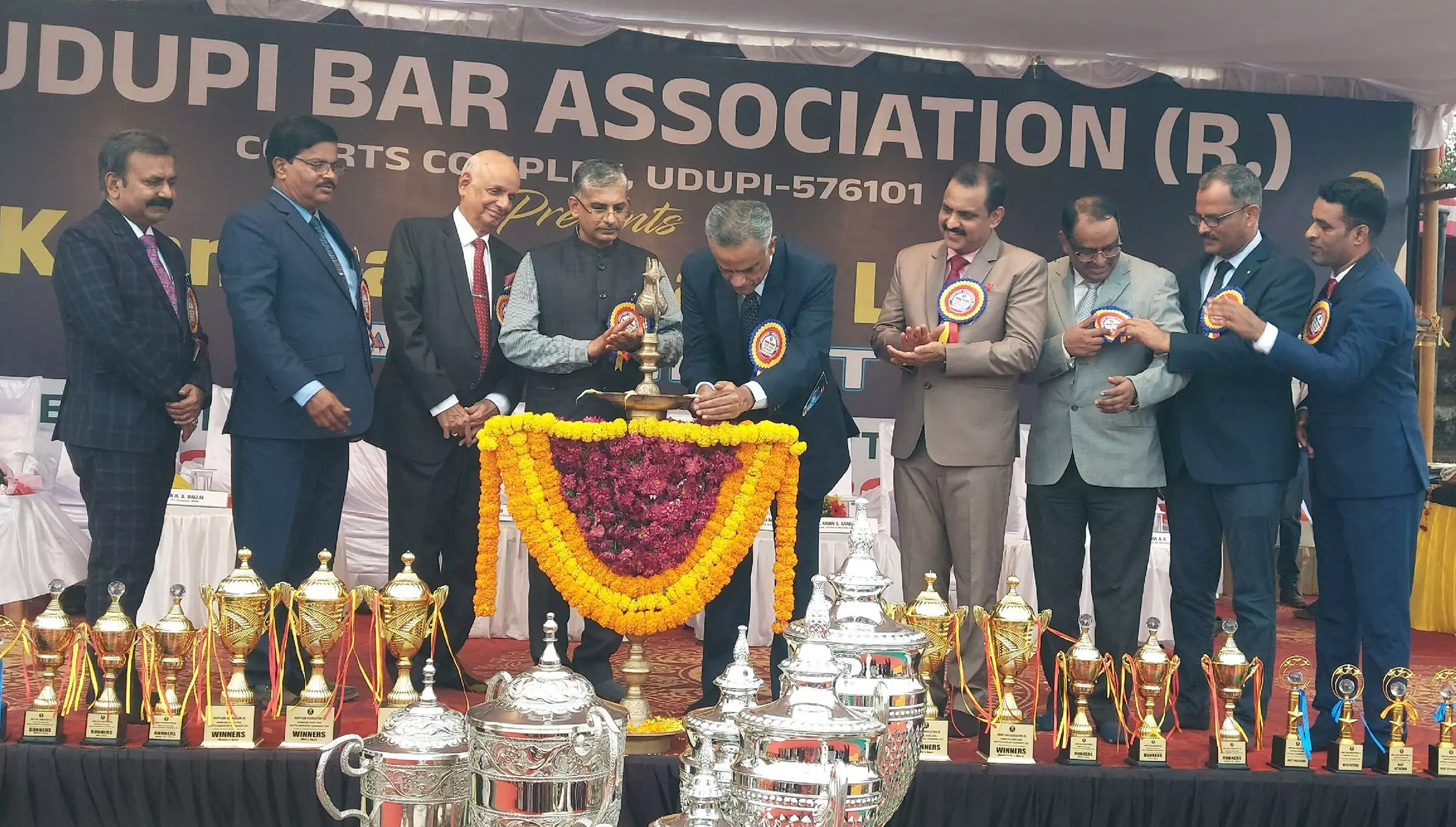 ಕಾನೂನು ವ್ಯವಸ್ಥೆಯ ಆರೋಗ್ಯಕರ ಬೆಳವಣಿಗೆ ಕ್ರೀಡೆ ಸಹಕಾರಿ: ನ್ಯಾ.ಕಾಮೇಶ್ವರ್ ರಾವ್ ಕಾನೂನು ವ್ಯವಸ್ಥೆಯ ಆರೋಗ್ಯಕರ ಬೆಳವಣಿಗೆ ಕ್ರೀಡೆ ಸಹಕಾರಿ: ನ್ಯಾ.ಕಾಮೇಶ್ವರ್ ರಾವ್