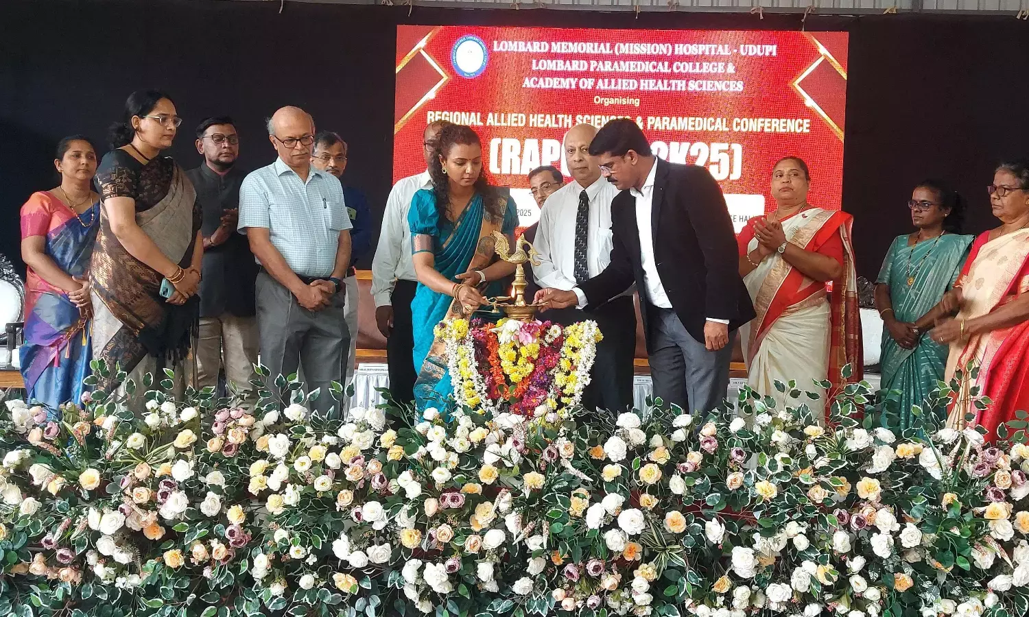 ರೋಗಿಗಳಿಗೆ ನಗುಮುಖದ ಸೇವೆಯಿಂದ ಆತ್ಮವಿಶ್ವಾಸ ತುಂಬಲು ಸಾಧ್ಯ: ಡಾ.ವೈಶಾಲಿ ಶ್ರೀಜಿತ್