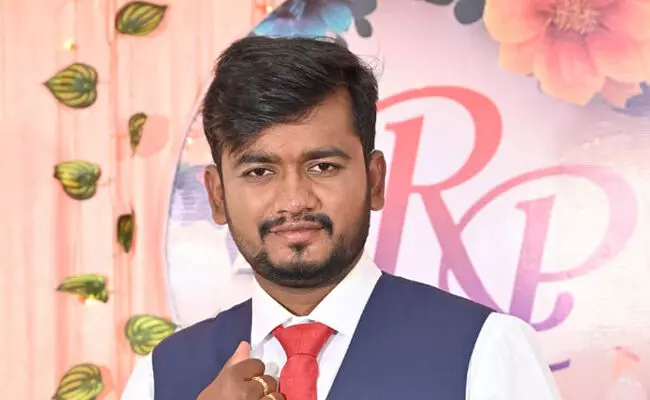 ಕಲಬುರಗಿ | ಪತ್ನಿ ಕಿರುಕುಳ ಆರೋಪ : ಪತಿ ಆತ್ಮಹತ್ಯೆ ಕಲಬುರಗಿ | ಪತ್ನಿ ಕಿರುಕುಳ ಆರೋಪ : ಪತಿ ಆತ್ಮಹತ್ಯೆ