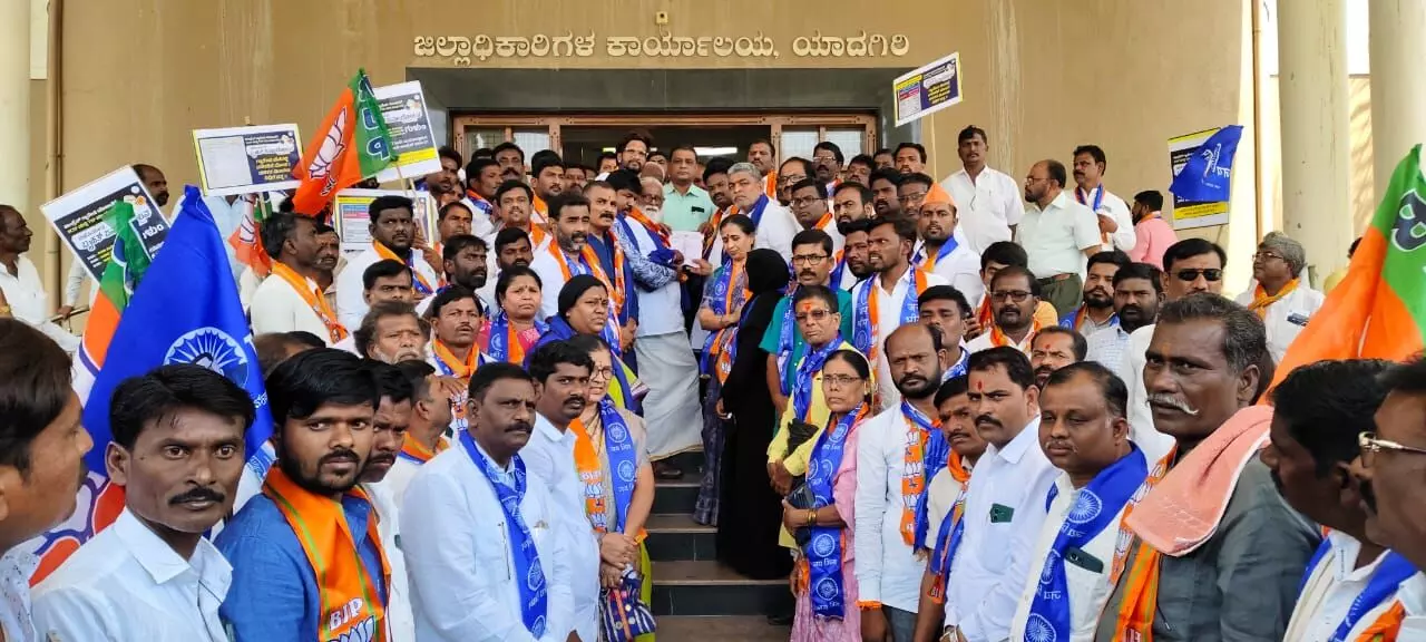 ಯಾದಗಿರಿ | ಎಸ್‌ಸಿಎಸ್‌ಪಿ, ಟಿಎಸ್‌ಪಿ ವಿಶೇಷ ಯೋಜನೆಯ ಹಣವನ್ನು ಬೇರೆ ಯೋಜನೆಗಳಿಗೆ ಬಳಸದಂತೆ ಎನ್.ಮಹೇಶ್ ಆಗ್ರಹ