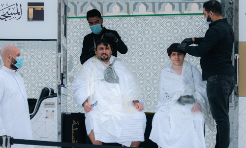 ಮಕ್ಕಾದ ಪವಿತ್ರ ಮಸೀದಿ ಆವರಣದಲ್ಲಿ ʼಮೊಬೈಲ್ ಬಾರ್ಬರ್ ಸೇವೆʼ ಆರಂಭ