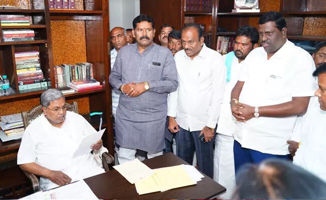 ಕೊಪ್ಪಳ | ಕಾರ್ಖಾನೆ ನಿರ್ಮಾಣಕ್ಕೆ ಕೈಗೊಳ್ಳುತ್ತಿರುವ ಸಿದ್ಧತೆಗಳನ್ನು ತಕ್ಷಣವೇ ನಿಲ್ಲಿಸಬೇಕು: ಸಿಎಂ ಸಿದ್ದರಾಮಯ್ಯ