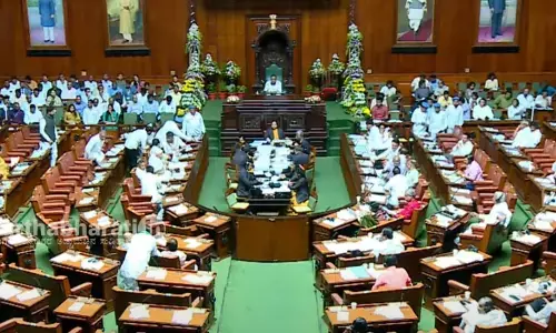 ʼಪರಿಶಿಷ್ಟರ ಕಾಲನಿಗಳಲ್ಲಿಯೇ ಹೆಚ್ಚು ಮದ್ಯ ಸೇವಿಸುತ್ತಾರೆʼ : ಆರಗ ಜ್ಞಾನೇಂದ್ರ ಹೇಳಿಕೆಗೆ ಕಾಂಗ್ರೆಸ್ ಸದಸ್ಯರ ಆಕ್ಷೇಪ