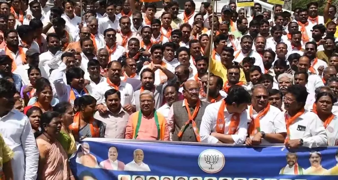 SCP/TSP ಹಣ ದಲಿತರ ಅಭಿವೃದ್ಧಿಗೆ ಮರಳಿಸಲು ಆಗ್ರಹಿಸಿ ಬಿಜೆಪಿ ಪ್ರತಿಭಟನೆ