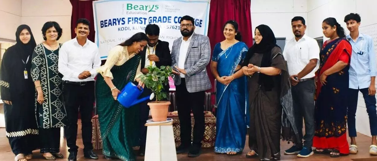 ಮಹಿಳಾ ಸಬಲೀಕರಣದ ಬಗ್ಗೆ ಚಿಂತನೆ ಅಗತ್ಯ: ಸೌಜನ್ಯ ಹೆಗ್ಡೆ ಮಹಿಳಾ ಸಬಲೀಕರಣದ ಬಗ್ಗೆ ಚಿಂತನೆ ಅಗತ್ಯ: ಸೌಜನ್ಯ ಹೆಗ್ಡೆ