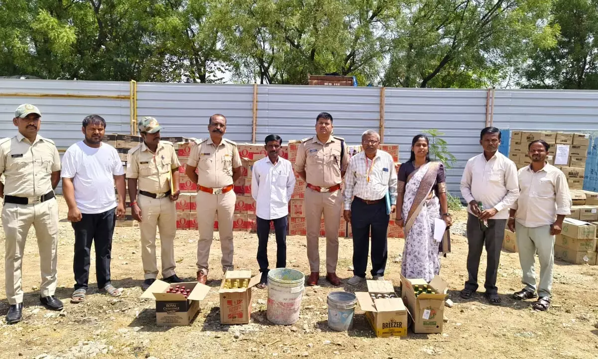 ಯಾದಗಿರಿ | ಅವಧಿ ಮೀರಿದ ಎಲ್‌ಎಬಿ ಬಿಯರ್ ದಾಸ್ತಾನನ್ನು ನಾಶ : ವ್ಯವಸ್ಥಾಪಕ ಎಚ್.ಎಸ್.ಪಾಟೀಲ್