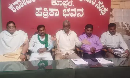 ಕಾರ್ಖಾನೆ ಮುಚ್ಚಲು ಜಿಲ್ಲಾಡಳಿತಕ್ಕೆ ಮನಸ್ಸಿಲ್ಲ: ಅಲ್ಲಮಪ್ರಭು ಬೆಟ್ಟದೂರು