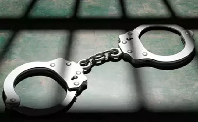 ಕೌಟುಂಬಿಕ ದೌರ್ಜನ್ಯ ಪೀಡಿತರಿಗೆ ಶೀಘ್ರದಲ್ಲೇ 10 ದಿನಗಳ ಕಾಲ ಸರಕಾರಿ ಕೇಂದ್ರಗಳಲ್ಲಿ ಉಳಿಯುವ ಅವಕಾಶ ಕೌಟುಂಬಿಕ ದೌರ್ಜನ್ಯ ಪೀಡಿತರಿಗೆ ಶೀಘ್ರದಲ್ಲೇ 10 ದಿನಗಳ ಕಾಲ ಸರಕಾರಿ ಕೇಂದ್ರಗಳಲ್ಲಿ ಉಳಿಯುವ ಅವಕಾಶ