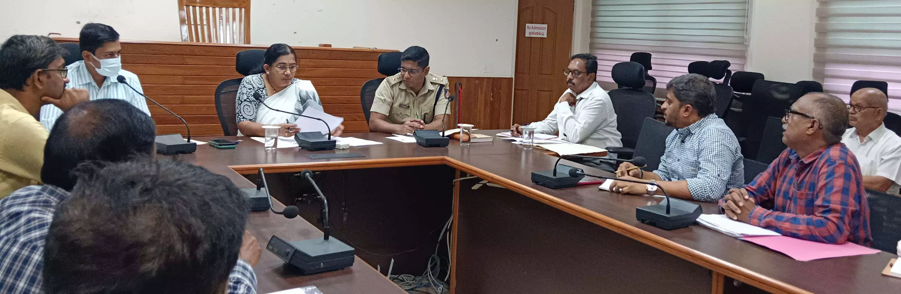 ಇಂದ್ರಾಳಿ ರೈಲ್ವೆ ಮೇಲ್ಸೇತುವೆ ಪೂರ್ಣಗೊಳಿಸಿ; ಇಲ್ಲ ಪರಿಣಾಮ ಎದುರಿಸಿ: ಉಡುಪಿ ಡಿಸಿ ವಿದ್ಯಾಕುಮಾರಿ ಇಂದ್ರಾಳಿ ರೈಲ್ವೆ ಮೇಲ್ಸೇತುವೆ ಪೂರ್ಣಗೊಳಿಸಿ; ಇಲ್ಲ ಪರಿಣಾಮ ಎದುರಿಸಿ: ಉಡುಪಿ ಡಿಸಿ ವಿದ್ಯಾಕುಮಾರಿ