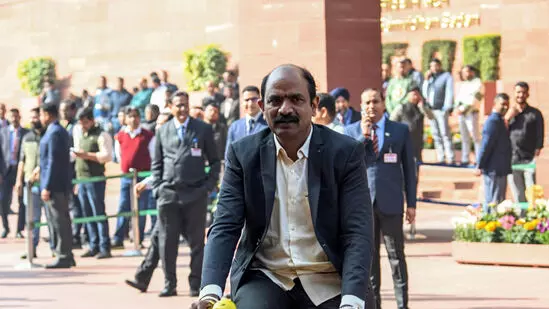 ಮೂರನೇ ಹೆಣ್ಣು ಮಗುವಿಗೆ 50 ಸಾವಿರ ರೂ. ಠೇವಣಿ, ಗಂಡು ಮಗುವಿಗೆ ಹಸು: ಟಿಡಿಪಿ ಸಂಸದ ಭರವಸೆ