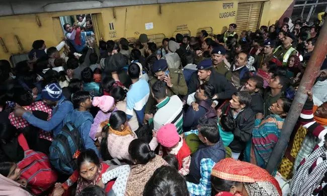 ಹೊಸದಿಲ್ಲಿ ರೈಲು ನಿಲ್ದಾಣದಲ್ಲಿ ಕಾಲ್ತುಳಿತ ಪ್ರಕರಣ | 33 ಸಂತ್ರಸ್ತ ಕುಟುಂಬಗಳಿಗೆ 2.01 ಕೋಟಿ ರೂ. ಪಾವತಿ: ಕೇಂದ್ರ ಸರಕಾರ