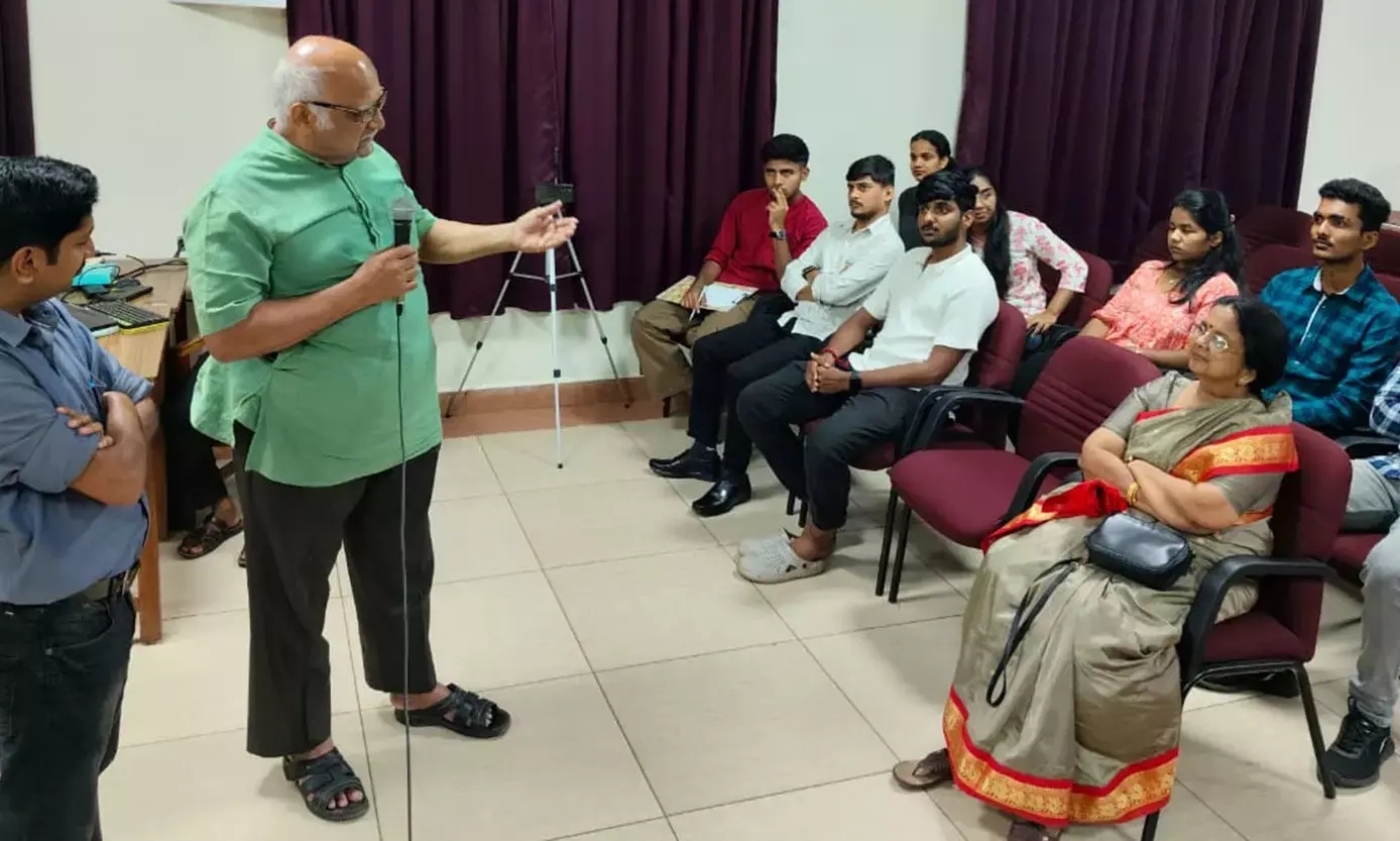 ‘ವೈಯಕ್ತಿಕ ಮಾಹಿತಿಗಳನ್ನು ಜಾಲತಾಣಗಳಲ್ಲಿ ಹೆಚ್ಚು ಹಂಚಿಕೊಳ್ಳಬೇಡಿ’