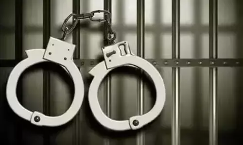 ಗುಜರಾತ್ | ವಿವಾಹಿತ ಮಹಿಳೆಯೊಂದಿಗೆ ಸಂಬಂಧ, ದಲಿತ ಯುವಕನನ್ನು ಥಳಿಸಿ ಬೆತ್ತಲೆ ಮೆರವಣಿಗೆ