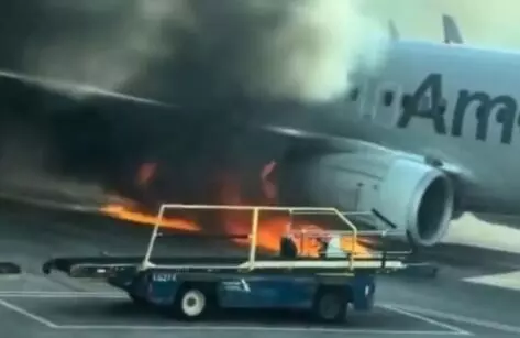 170 ಕ್ಕೂ ಅಧಿಕ ಪ್ರಯಾಣಿಕರಿದ್ದ ಅಮೆರಿಕ ಏರ್‌ಲೈನ್ಸ್ ವಿಮಾನದಲ್ಲಿ ಬೆಂಕಿ ಅವಘಡ