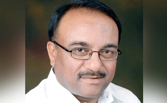 ಕಲಬುರಗಿ ರೈಲ್ವೆ ನಿಲ್ದಾಣದಲ್ಲಿ ಪೊಲೀಸ್ ಠಾಣೆ ಸ್ಥಾಪಿಸಿ: ಶಶೀಲ್ ಜಿ ನಮೋಶಿ