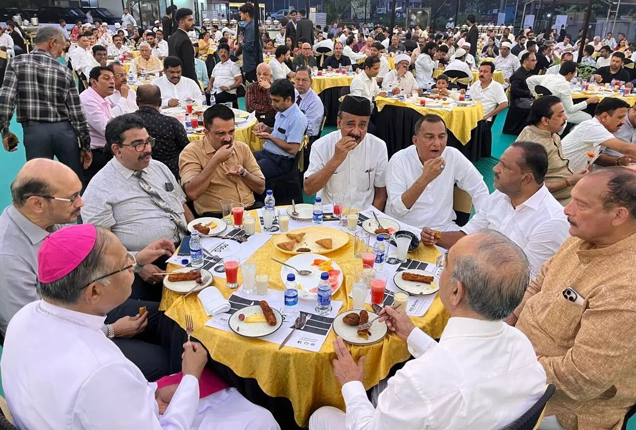 ರಮಝಾನ್ನಿಂದ ಸಹೋದರತೆಯ ಸಮ್ಮಿಲನವಾಗಲಿ: ಮಂಗಳೂರು ಬಿಷಪ್ ಡಾ. ಪೀಟರ್ ಸಲ್ದಾನ ರಮಝಾನ್ನಿಂದ ಸಹೋದರತೆಯ ಸಮ್ಮಿಲನವಾಗಲಿ: ಮಂಗಳೂರು ಬಿಷಪ್ ಡಾ. ಪೀಟರ್ ಸಲ್ದಾನ