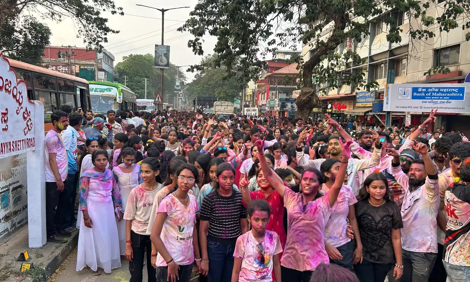 ಕುಂದಾಪುರದಲ್ಲಿ ಹೋಳಿ ಹಬ್ಬದ ಸಂಭ್ರಮ