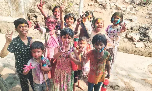 ಯಾದಗಿರಿಯಲ್ಲಿ ಹೋಳಿ ಹಬ್ಬ ಆಚರಣೆ