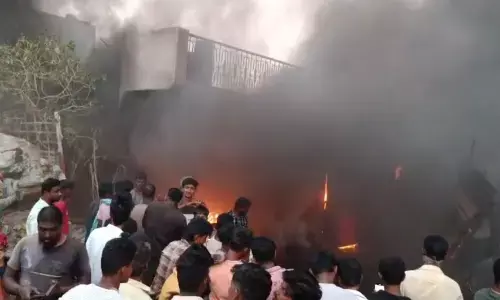 ವಿಜಯನಗರ | ಗುಜರಿ ಅಂಗಡಿಗೆ ಆಕಸ್ಮಿಕ ಬೆಂಕಿ; ಅಪಾರ ನಷ್ಟ