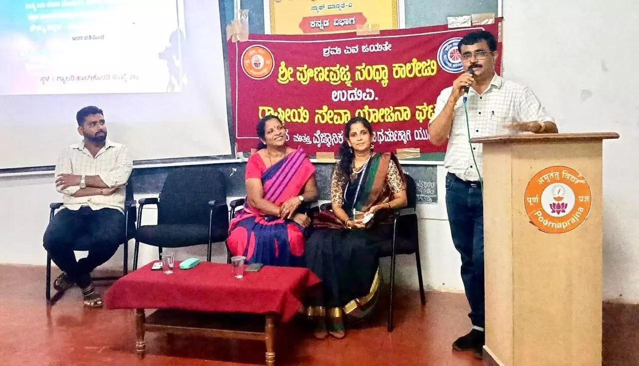 ಪತ್ರಿಕೋದ್ಯಮದಲ್ಲಿ ಛಾಯಾಚಿತ್ರಗಳ ಪಾತ್ರ ಕುರಿತ ಕಾರ್ಯಾಗಾರ ಪತ್ರಿಕೋದ್ಯಮದಲ್ಲಿ ಛಾಯಾಚಿತ್ರಗಳ ಪಾತ್ರ ಕುರಿತ ಕಾರ್ಯಾಗಾರ