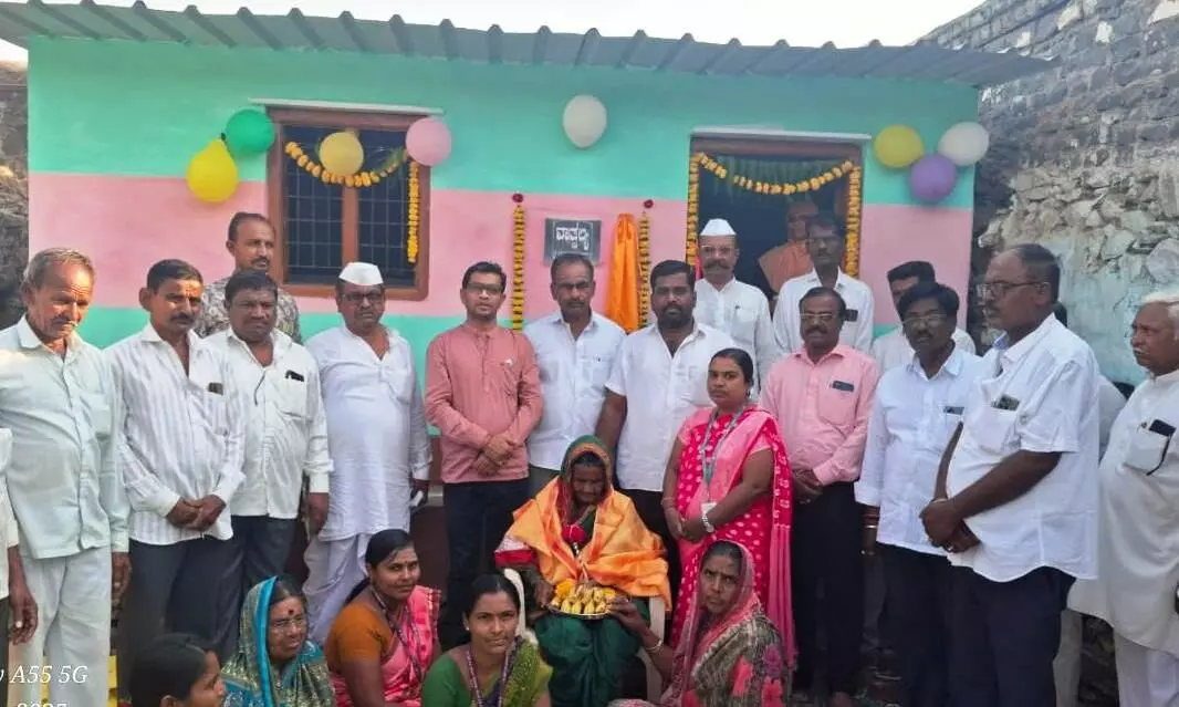 ಕಲಲಬುರಗಿ | ನಿರಾಶ್ರಿತರಿಗೆ ಆಶ್ರಯ ನೀಡಿದ ಶ್ರೀ ಕ್ಷೇತ್ರ ಧರ್ಮಸ್ಥಳ ವಾತ್ಸಲ್ಯ ಮನೆ ಕಲಲಬುರಗಿ | ನಿರಾಶ್ರಿತರಿಗೆ ಆಶ್ರಯ ನೀಡಿದ ಶ್ರೀ ಕ್ಷೇತ್ರ ಧರ್ಮಸ್ಥಳ ವಾತ್ಸಲ್ಯ ಮನೆ