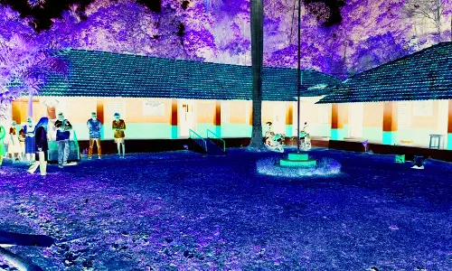 ಕಳಕೋಡು: ಶಿಥಿಲಾವಸ್ಥೆಯಲ್ಲಿದ್ದರೂ ಕಾಣದ ದುರಸ್ತಿ ಭಾಗ್ಯ