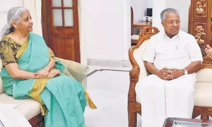 ನಿರ್ಮಲಾ ಜೊತೆ ಚಹಾಕೂಟ ವಿವಾದ; ವಿಪಕ್ಷದ ಆರೋಪಗಳನ್ನು ತಳ್ಳಿ ಹಾಕಿದ ಕೇರಳ ಸಿಎಂ ಪಿಣರಾಯಿ