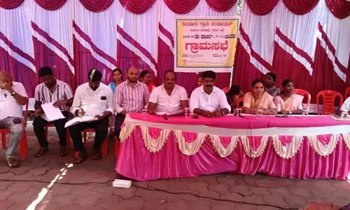 ಭ್ರಷ್ಟಾಚಾರ ಆರೋಪ : ಮಿಯ್ಯಾರು ಗ್ರಾಮ ಪಂಚಾಯತ್ ಸಭೆಯಲ್ಲಿ ಅಧಿಕಾರಿಗಳನ್ನು ತರಾಟೆಗೆ ತೆಗೆದುಕೊಂಡ ಸಾರ್ವಜನಿಕರು