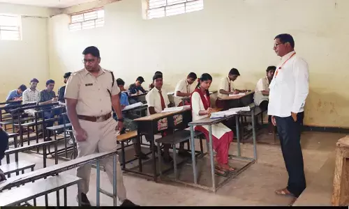 ಬೀದರ್ | ಎಸೆಸೆಲ್ಸಿ ಪರೀಕ್ಷಾ ಕೇಂದ್ರಕ್ಕೆ ಎಸ್ಪಿ ಪ್ರದೀಪ್ ಗುಂಟಿ ಭೇಟಿ, ಪರಿಶೀಲನೆ