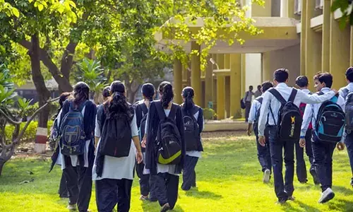 ಸರಕಾರದ ಅನುದಾನಕ್ಕೆ ಕಾಯದೆ ವಿವಿಗಳನ್ನು ಬೆಳೆಸುವ ಉಪಕುಲಪತಿಗಳು ಎಲ್ಲಿದ್ದಾರೆ?