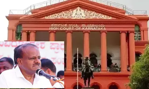 ಕೇತಗಾನಹಳ್ಳಿ‌ ಬಳಿ ಸರಕಾರಿ ಭೂಮಿ ಒತ್ತುವರಿ ಆರೋಪ : ತಹಶೀಲ್ದಾರ್​ ನೋಟಿಸ್​ ಪ್ರಶ್ನಿಸಿ ಕುಮಾರಸ್ವಾಮಿ ಅರ್ಜಿ