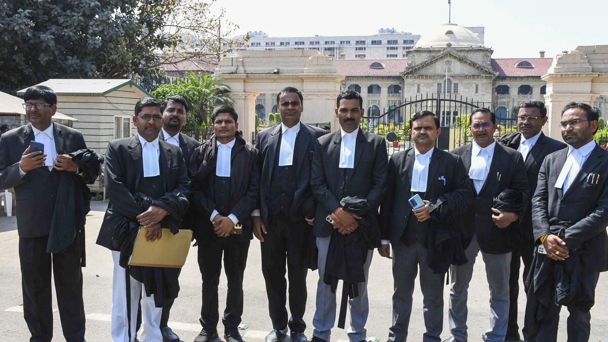 ನ್ಯಾಯಮೂರ್ತಿ ಯಶವಂತ್ ವರ್ಮಾ ವರ್ಗಾವಣೆಗೆ ವಿರೋಧ : ಅಲಹಾಬಾದ್ ಹೈಕೋರ್ಟ್ ವಕೀಲರ ಸಂಘದಿಂದ ಮುಷ್ಕರ