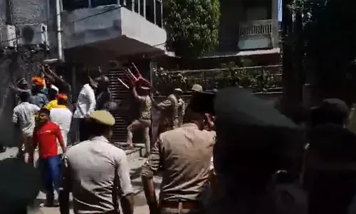 ಕರ್ಣಿ ಸೇನೆಯಿಂದ ಎಸ್ಪಿ ಸಂಸದ ರಾಮ್ಜಿ ಲಾಲ್ ಸುಮನ್ ರ ಆಗ್ರಾ ನಿವಾಸದ ಮೇಲೆ ದಾಳಿ