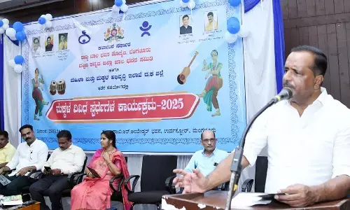 ಮೊಬೈಲ್ ಗೀಳಿನಿಂದ ಹೊರಬನ್ನಿ: ಸ್ಪೀಕರ್ ಯು.ಟಿ. ಖಾದರ್ ಕರೆ