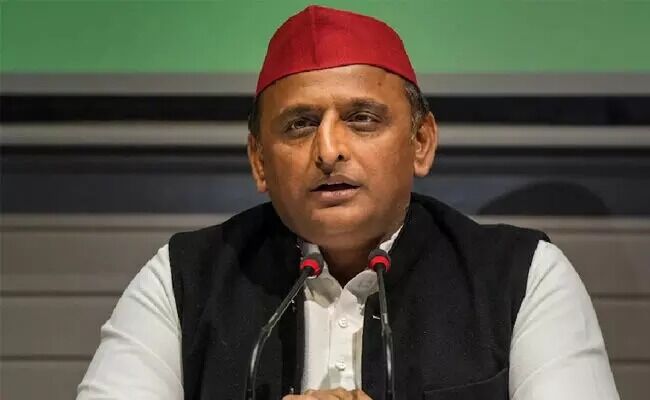 ರೈಲ್ವೆ-ರಕ್ಷಣಾ ಭೂಮಿಗಳನ್ನು ಮಾರಾಟ ಮಾಡಲಾಯಿತು, ಇದೀಗ ವಕ್ಫ್ ಭೂಮಿಯನ್ನೂ ಮಾರಾಟ ಮಾಡಲಾಗುತ್ತದೆ: ಅಖಿಲೇಶ್ ಯಾದವ್ ವಾಗ್ದಾಳಿ