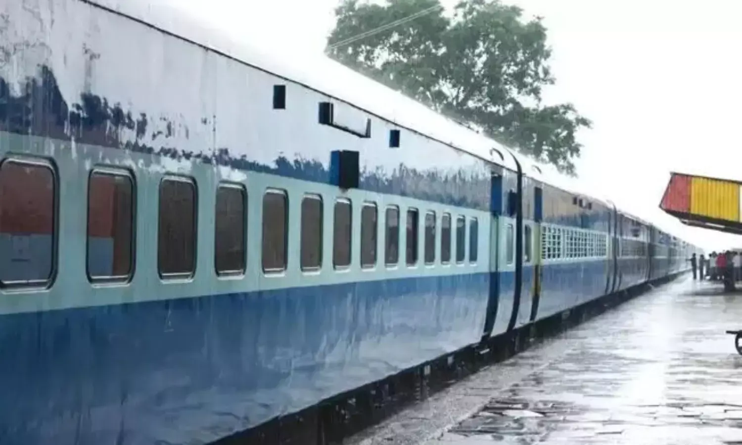 ಕಲಬುರಗಿ - ಬೆಂಗಳೂರು ನಡುವೆ ಬೇಸಿಗೆ ವಿಶೇಷ ರೈಲುಗಳ ಸಂಚಾರ ಕಲಬುರಗಿ - ಬೆಂಗಳೂರು ನಡುವೆ ಬೇಸಿಗೆ ವಿಶೇಷ ರೈಲುಗಳ ಸಂಚಾರ