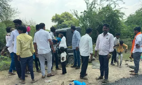 ಯಾದಗಿರಿ | ಟಂಟಂ ವಾಹನ ಪಲ್ಟಿ: ಮಗು ಮೃತ್ಯು, ನಾಲ್ವರಿಗೆ ಗಾಯ