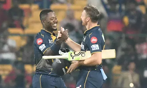 Photos | ತವರಿನ ಅಂಗಳದಲ್ಲಿ ಗುಜರಾತ್‌ ವಿರುದ್ಧ ಸೋತ ಆರ್‌ಸಿಬಿ