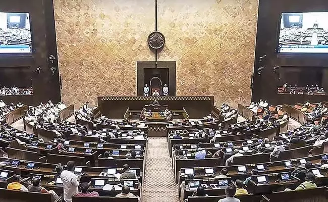 ಸಂಪಾದಕೀಯ | ವಕ್ಫ್ ಭೂಮಿ: ಬಾಣಲೆಯಿಂದ ಬೆಂಕಿಗೆ!