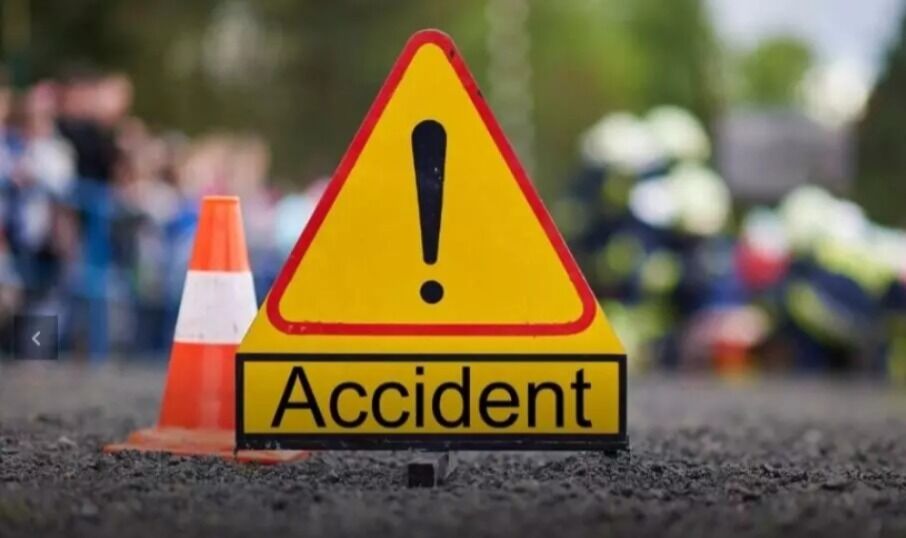 ದಾವಣಗೆರೆ |  ಕಾರು-ಬಸ್ ನಡುವೆ ಢಿಕ್ಕಿ; ಮೂವರು ಮೃತ್ಯು, ಇಬ್ಬರಿಗೆ ಗಾಯ