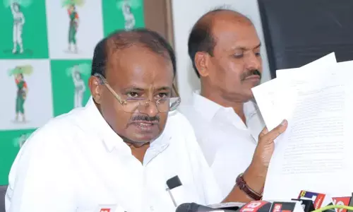 ಕಾಂಗ್ರೆಸ್‌ ವಿರುದ್ಧ ಯುದ್ಧ ಆರಂಭ, ನನ್ನನ್ನು ಕೆಣಕಬೇಡಿ : ಡಿಕೆಶಿ ವಿರುದ್ಧ ಕುಮಾರಸ್ವಾಮಿ ಆಕ್ರೋಶ