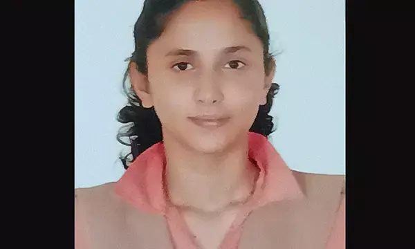 ಕರಾಟೆಪಟು, ನೃತ್ಯ ಕಲಾವಿದೆ ಪ್ರಣವಿ ಸುವರ್ಣ ರಾಜ್ಯಕ್ಕೆ ಟಾಪರ್!