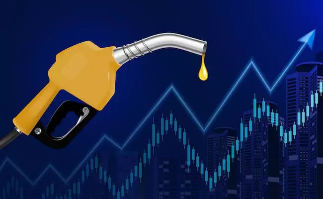 ಜಾಗತಿಕ ತೈಲ ಬೆಲೆಗಳು ಇಳಿಯುತ್ತಿದ್ದರೂ ಮೋದಿ ಸರಕಾರ ಇಂಧನಗಳ ಮೇಲೆ ಅಬಕಾರಿ ಸುಂಕವನ್ನೇಕೆ ಹೆಚ್ಚಿಸುತ್ತಿದೆ?