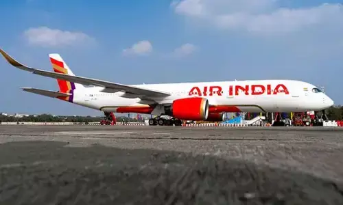 ಏರ್ ಇಂಡಿಯಾದಲ್ಲಿ ಸಹಪ್ರಯಾಣಿಕನ ಮೇಲೆ ಮೂತ್ರ ಮಾಡಿದ ವ್ಯಕ್ತಿಗೆ ಒಂದು ತಿಂಗಳು ಪ್ರಯಾಣ ನಿಷೇಧ