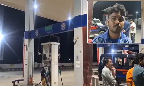 ಉತ್ತರಪ್ರದೇಶ | ಬಾಟಲಿಯಲ್ಲಿ ಪೆಟ್ರೋಲ್ ನೀಡಲು ನಿರಾಕರಿಸಿದ ಬಂಕ್ ಮ್ಯಾನೇಜರ್‌ ನನ್ನು ಗುಂಡಿಕ್ಕಿ ಹತ್ಯೆ